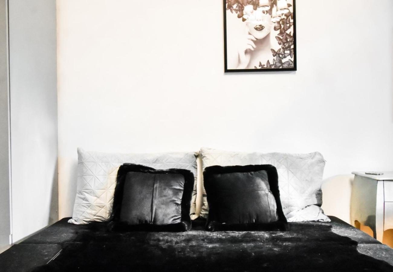 Dietro L Angolo, 2 Bath Apartman Szófia Kültér fotó