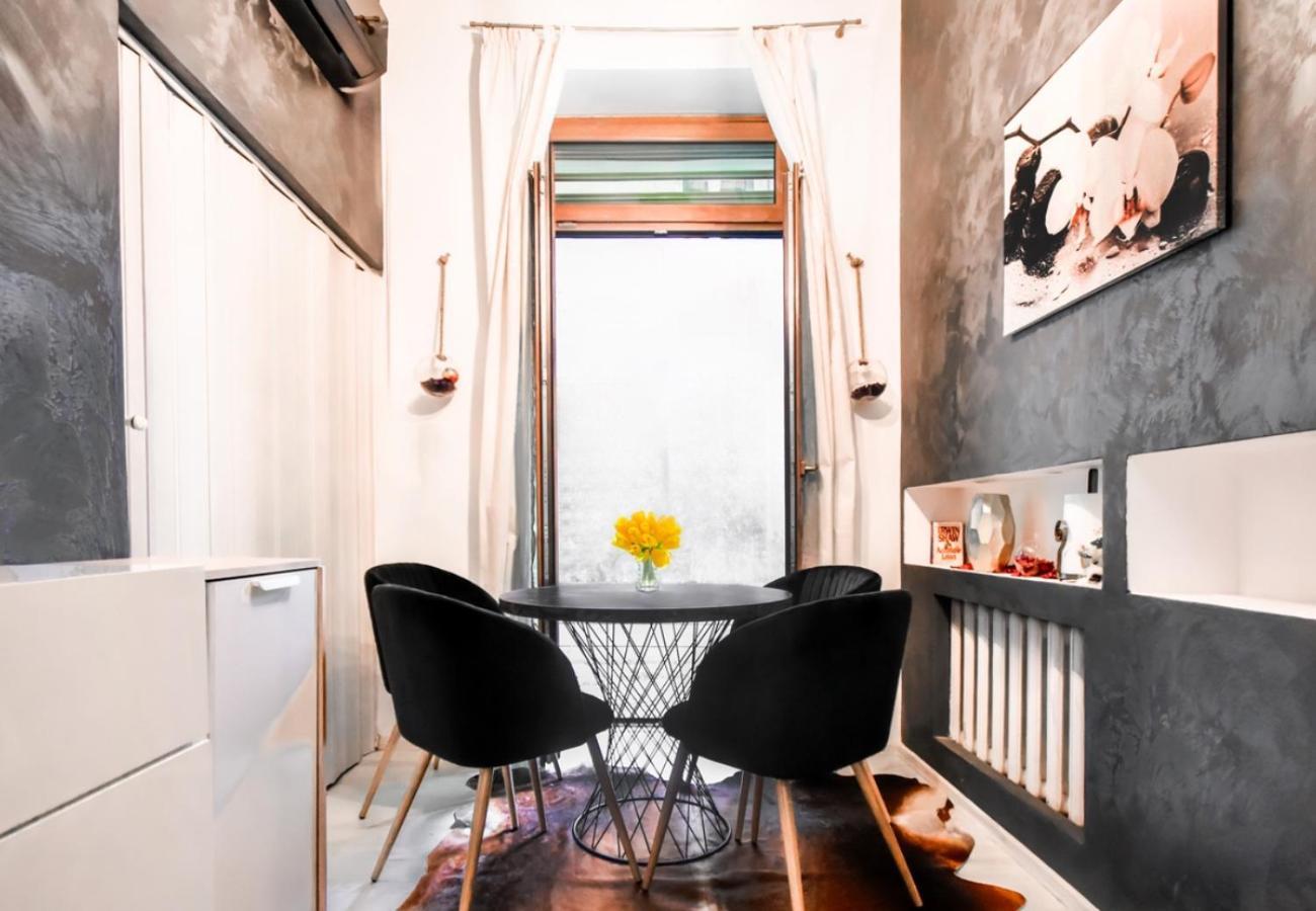 Dietro L Angolo, 2 Bath Apartman Szófia Kültér fotó